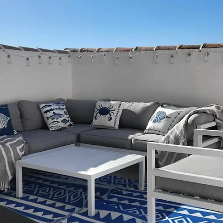 Sunny Apartment *